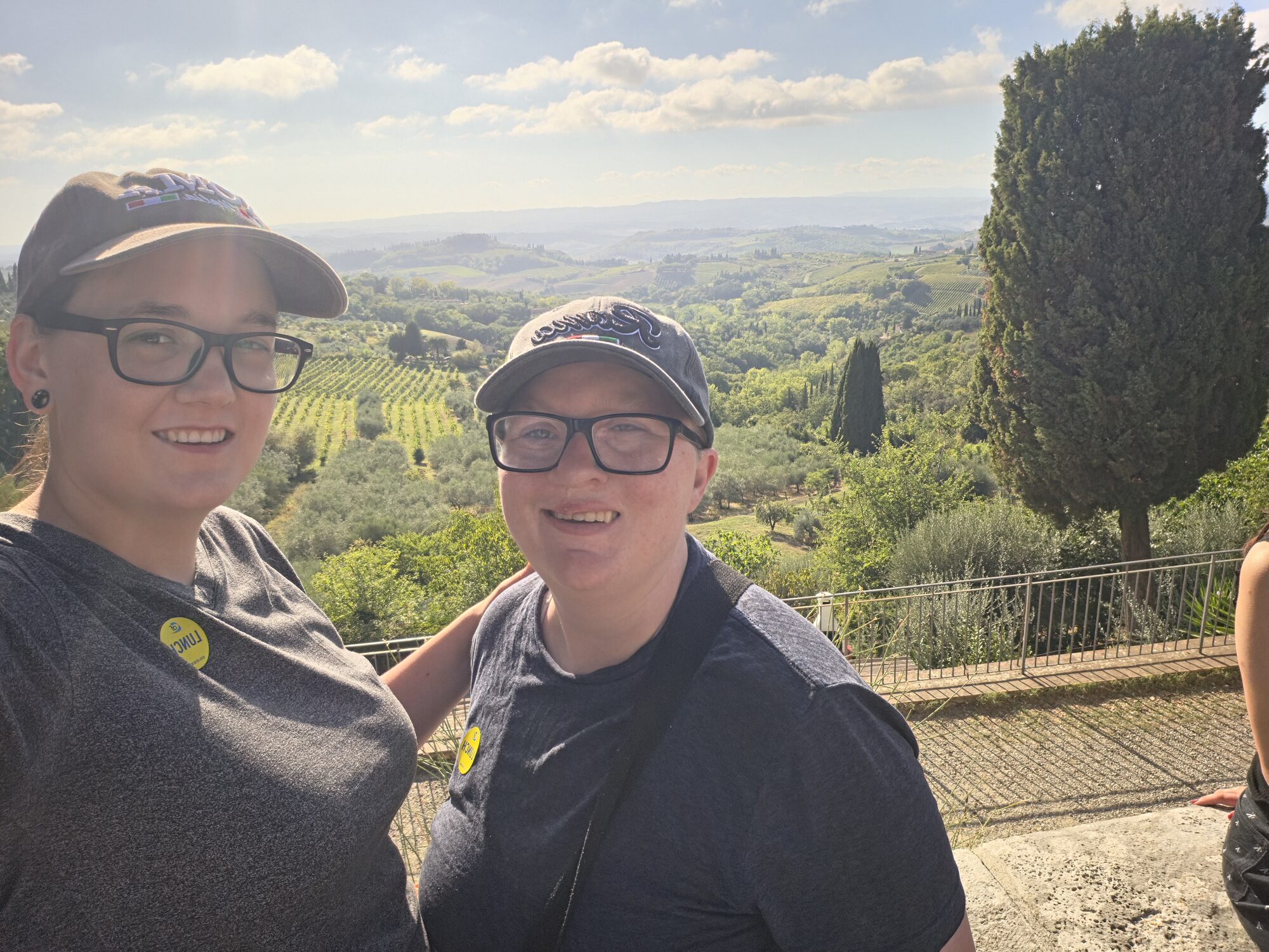 Shiloh and Jordyn on the Tuscany tour bus